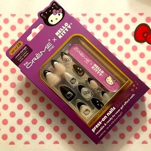 Limited Edition The Crème Shop x Hello Kitty Press-On-Nails